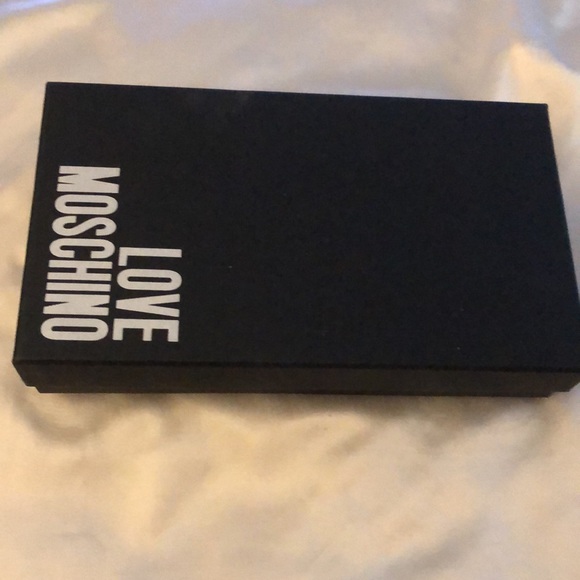Love Moschino Portafogli Nero Black Faux Leather ZA Wallet Stud Accents NWT/Box - Picture 14 of 15